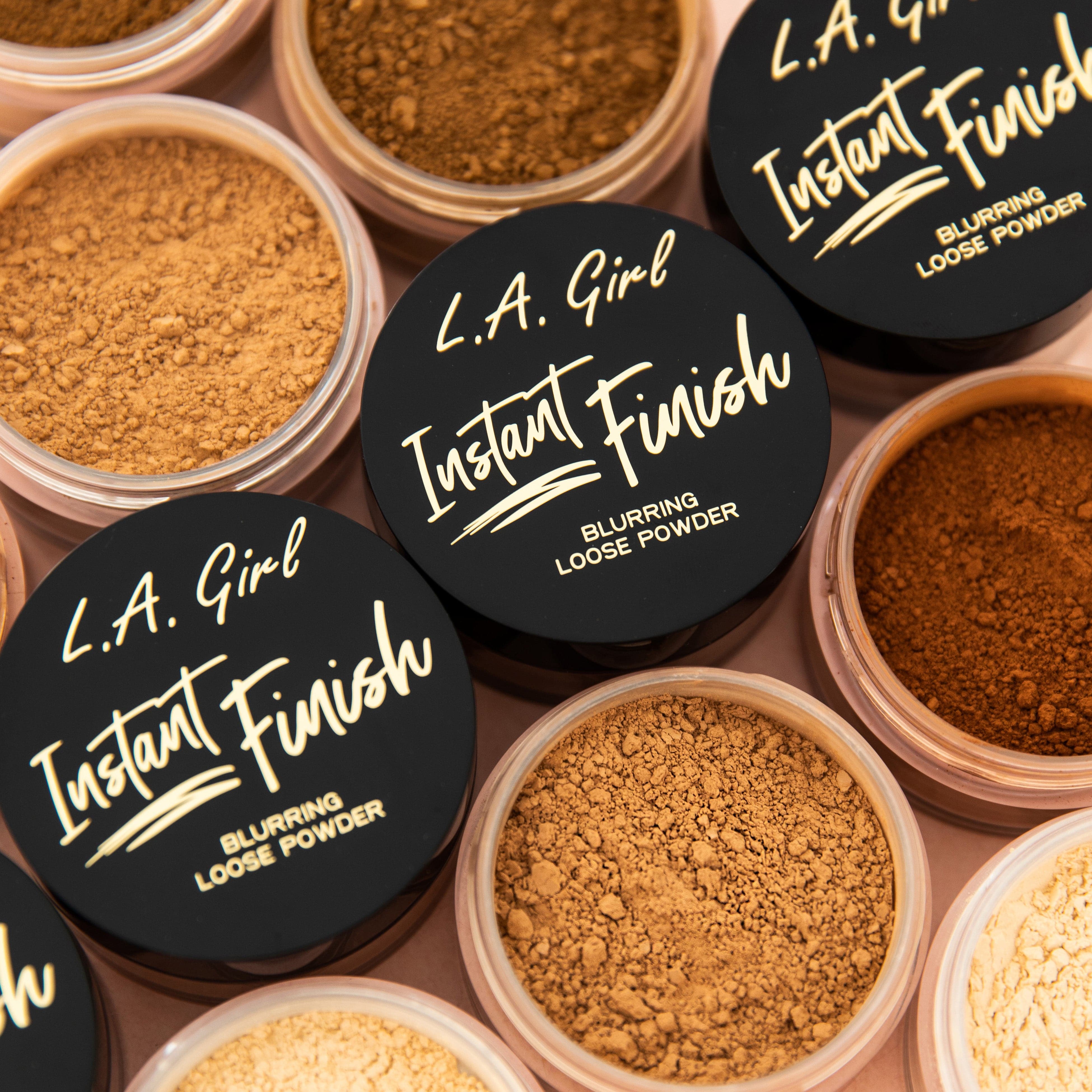 Instant Finish Blurring Loose Powder - Image 12