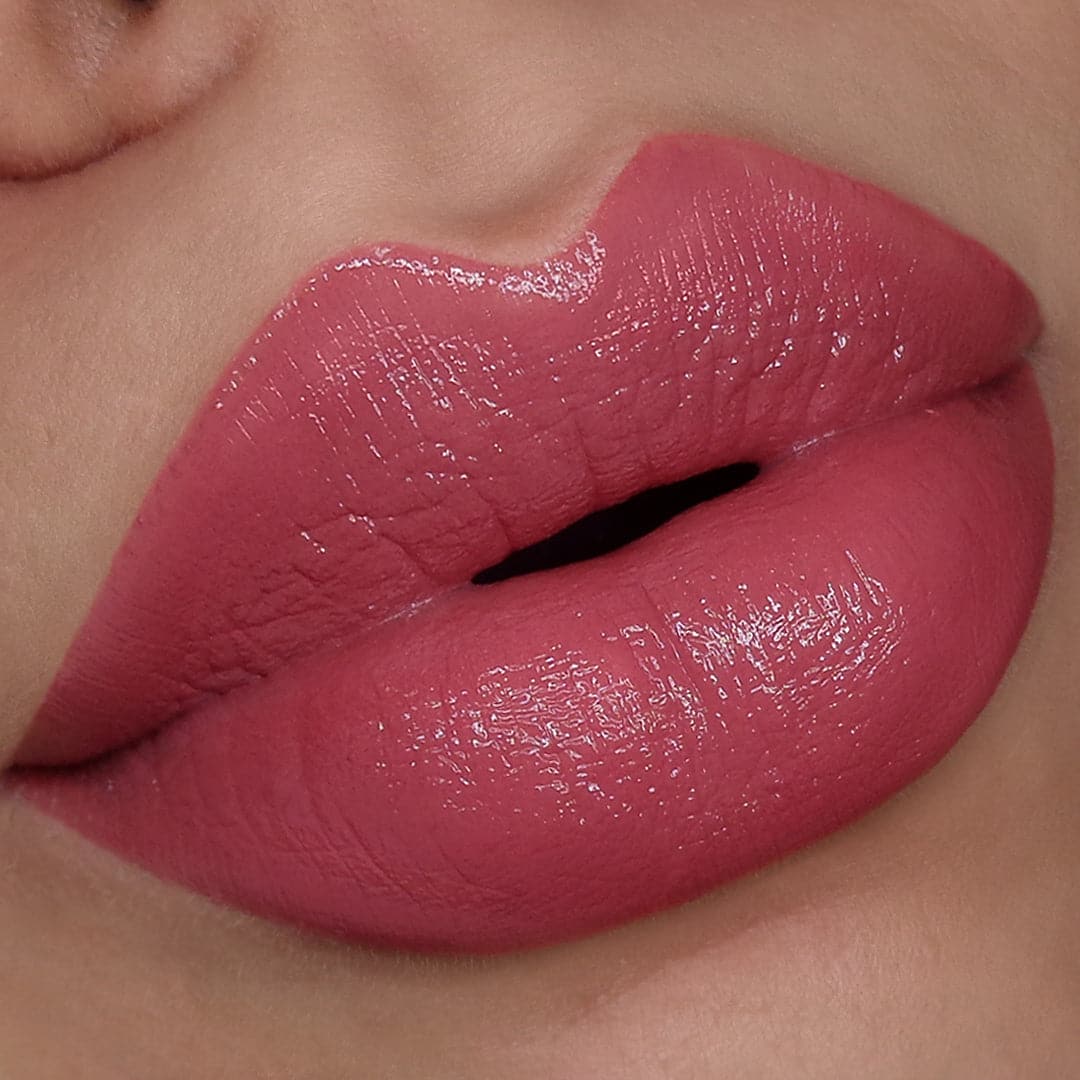 Pretty & Plump Plumping Lipstick - Image 12